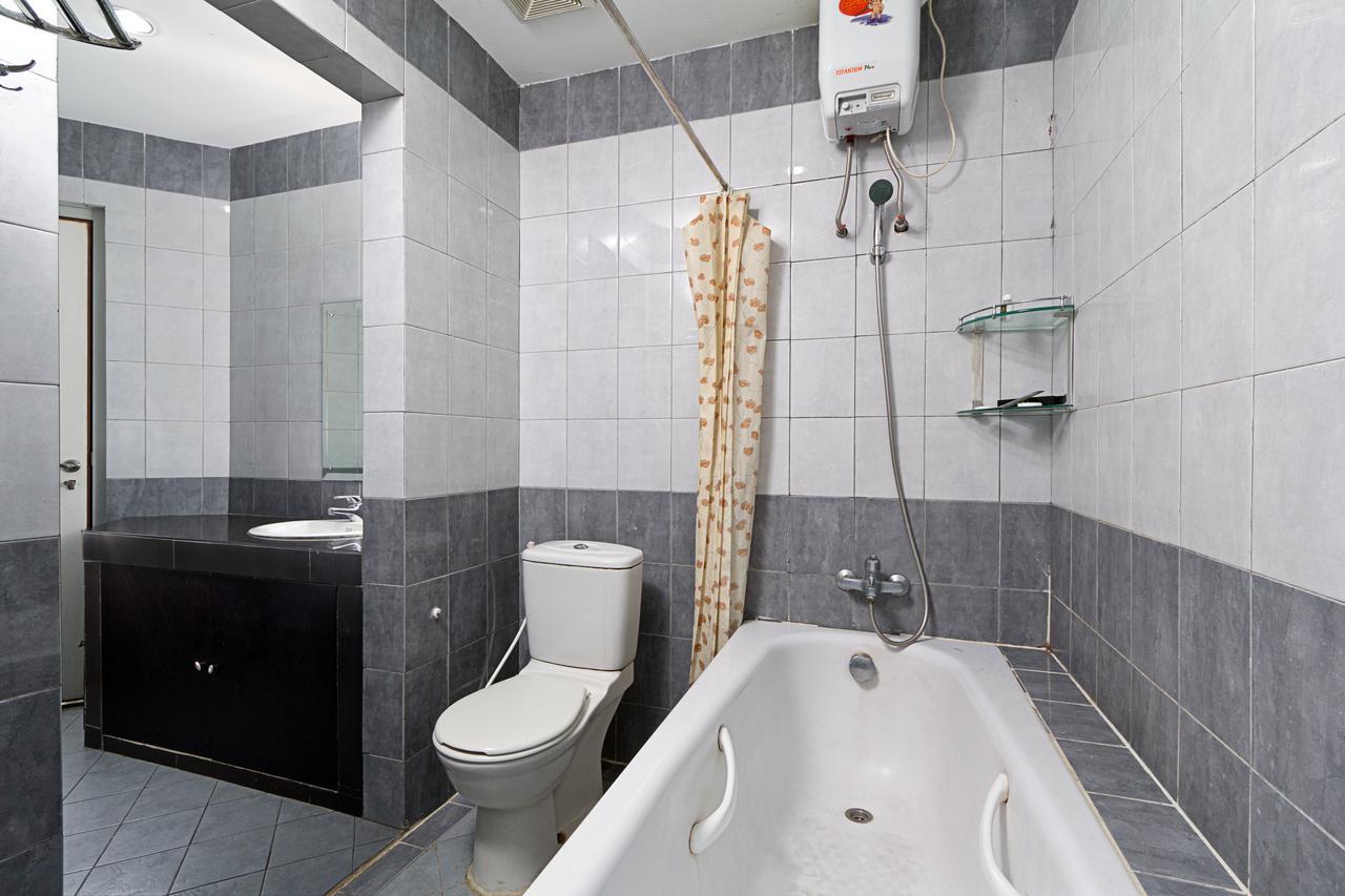 Hotel Golden Sky Pluit Jakarta Luaran gambar