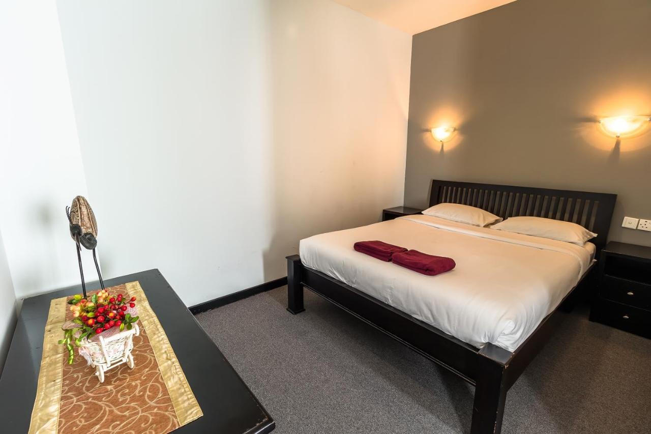 Hotel Golden Sky Pluit Jakarta Luaran gambar