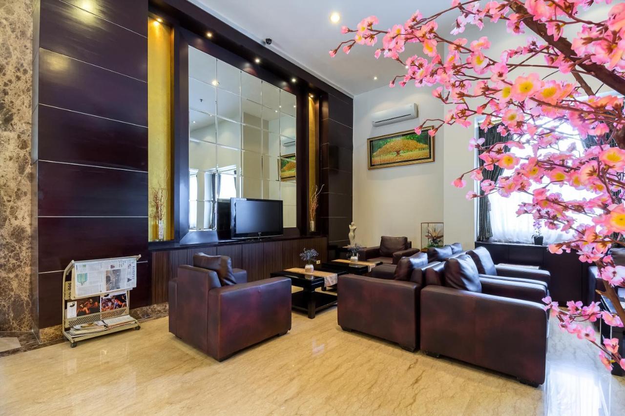 Hotel Golden Sky Pluit Jakarta Luaran gambar